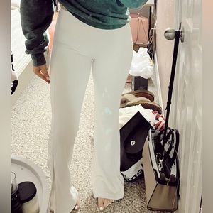 SOLD LULULEMON ribbed flare pants/legging